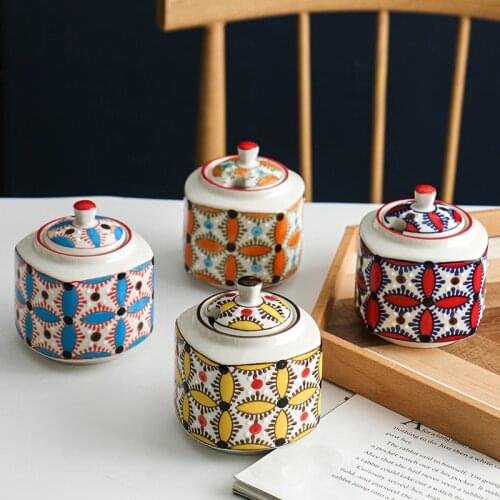 Retro Geometric Relief Ceramic Storage Tank Kitchen Storage Tools Salt Tank Oil Bottle Creative Seasoning Tank Grain Dispenser