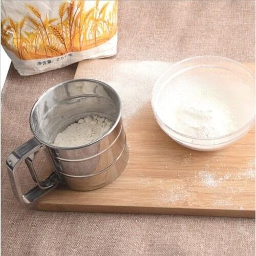 Hand-held Flour Sieve Cup Powder Sieve Stainless Steel Mesh Knife Baking kitchen Gadget For Cakes Sugar Mesh Sieve Pastry Tools