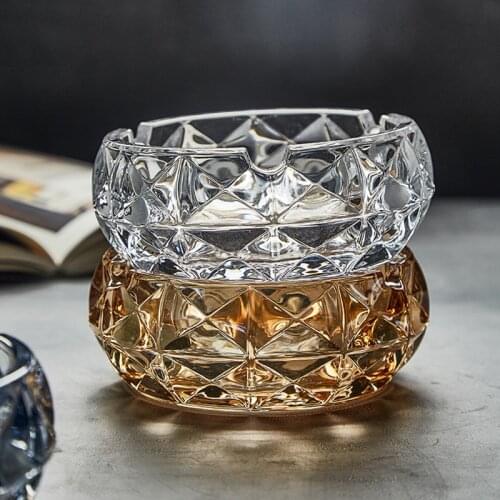 Creative Portable Living Room European Crystal Glass Ashtray Bar KTV Nightclub Large Fashion Simple Ashtray