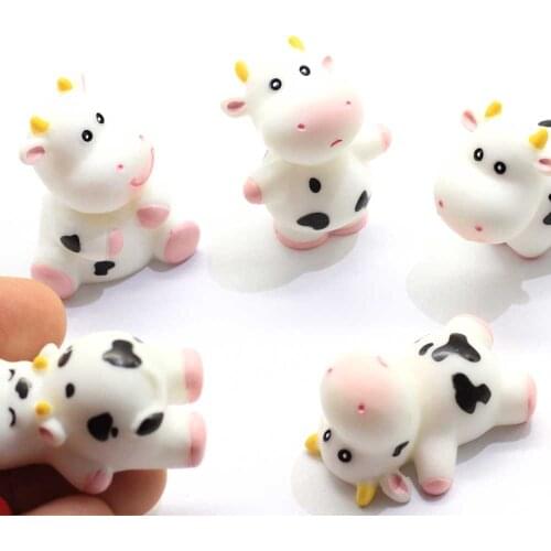 Resin Cute Farm Cow Cabochons 30*38MM Baby Cows Charms Farm Animal Terrarium Cow Cabs Hair Bow Making