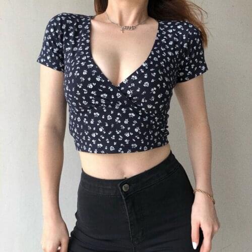 Women Floral Print Crossover V-neck Short Sleeved Crop Top CotTon Blend Crop Tee