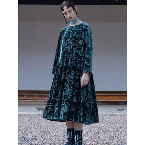 Design Women Original Dress Autumn Winter Vintage Elegant Casual Loose Luxury Embroidery Dark Blue Long Velvet Dresses