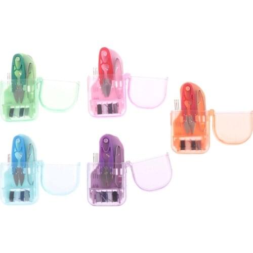 2021 Mini Home Travel Portable Sewing Kit with Macaron Color Box Threads Needles Scissors Tweezers DIY Emergency Garment Repair