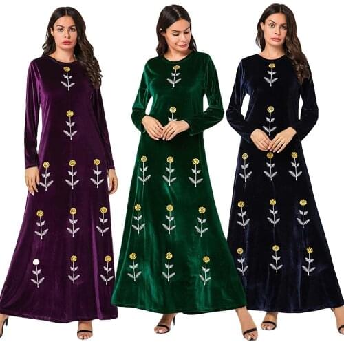 Velvet Abaya Embroidery Long Sleeve Maxi Dress Women Floral Robe Kaftan Muslim Islamic Clothing Arab Dresses Autumn Robe Gown