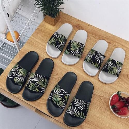 Summer Women Vacation Beach Slippers Woman Flat INS Green Leaf Slides Female Soft Bottom Sandals Home Bathroom Anti-slip Shoes
