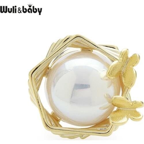 Wuli&baby Butterfly And Pearl Round Magnet Collar Pins For Women Suits Coat Shirt Brooch Pins Gifts