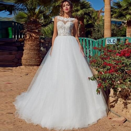 Custom Made O-Neck Cap Sleeve Court Train Bridal Ball Gown High-End Embroidery Appliques Tulle Button Back Wedding Dress