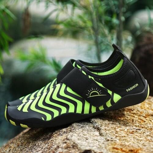 Water Shoes Sneakers Men Aqua Shoes Summer Outdoor Women Lightweight Sandals Beach Swimming Shoes Upstream Fishing Outdoor Shoes