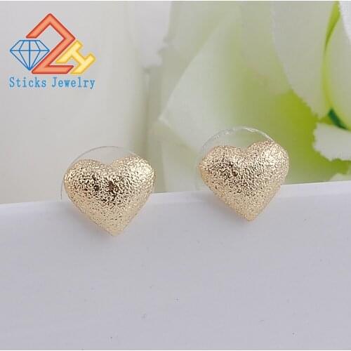 Cute and Romantic Love Heart Stud Earings Light Gold The Best Lover Gift for Her of Earrings