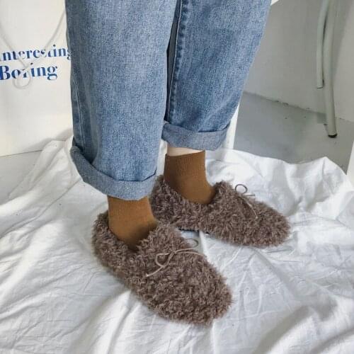 Autumn and winter new Korean fashion furry womens shoes cute bow flat cotton shoes wild warm Lok Fu womens shoes large size