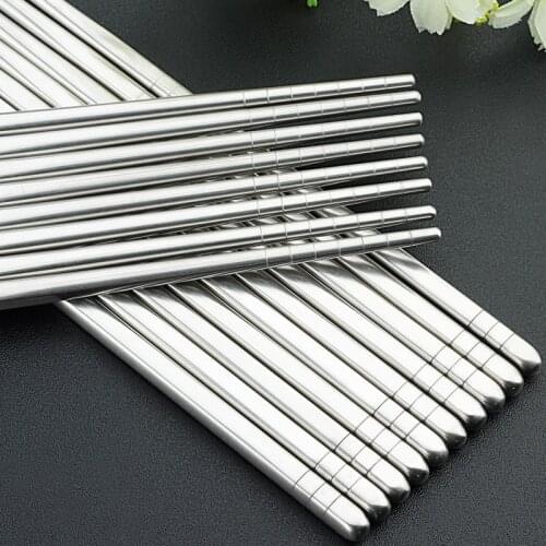 1Pair korean Chopsticks Food Sticks for sushi Non-slip Stainless Steel Chop Sticks Set Reusable chopsticks set baguette chinoise