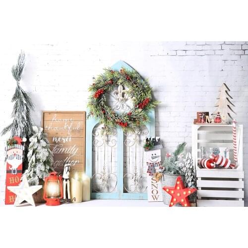 Xmas Photography Backdrop Rustic Window Christmas Tree Wreath Barn Lantern Decoration Background Kids Portrait Photoshoot Banner