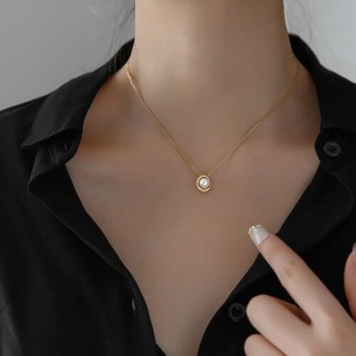 YUN RUO 2021 18K Gold Elegant Pearl Pendant Necklace Chic Fashion Sexy Titanium Stainless Steel Jewelry Woman Accessory Not Fade