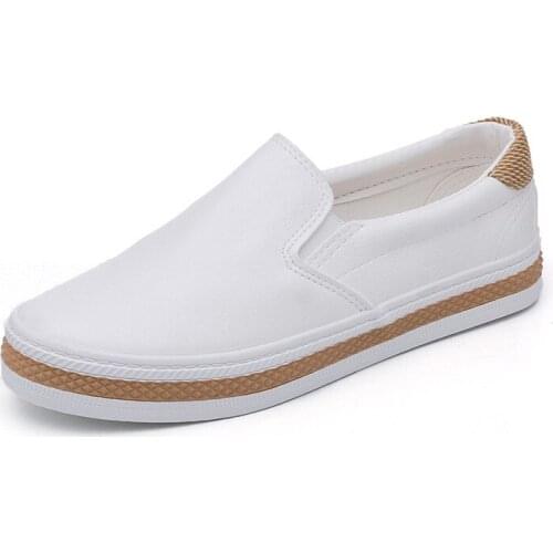 New Arrival Women PU Leather Casual Shoes Slip-on Flat Shoes Loafers Women Soft Comfortable Daily Walking Shoes Female Sneakers