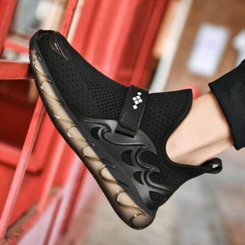 Mens Summer Casual Shoe Thick Soled Flying Mesh Surface Hollowed Out Velcro Sport Casual Shoe Soft Soled Anti Slip casual Shoe
