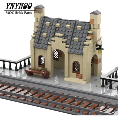 NEW 496Pcs Europe Train Station Streetview Model Set House Building Blocks Bricks DIY Assembly Educational Toys For Kids Gifts