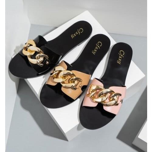 Large Size New Ladies Summer Slides Fashion Black Metal Chain Decorated Flat with Fashion Women Sandals Round Toe Beach Shoes