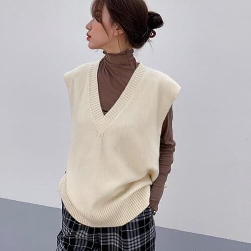 Sweater Vest Women V-Neck Solid Simple Slim All-match Casual Korean Style Teens Chic Fashion Autumn Winter Sleeveless Sweaters