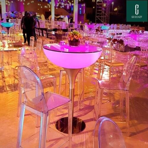 2021 Newest Rechargeable Led cocktail table plastic bar coffee table Commercial Bar Furniture Bar Stools Set