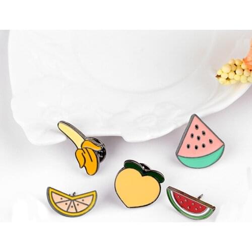 Cartoon Fruit Brooches Peach Watermelon Pins Banana Lemon Enamel Pin Brooch for Women Men Kids Badge Collection Gift Jewelry