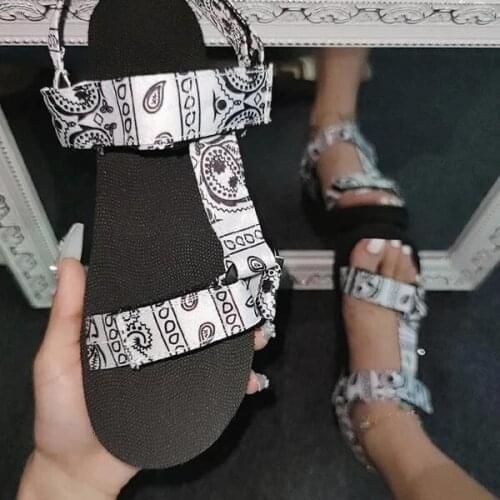 Summer new 2020 double-layer canvas graffiti printing casual all-match flat-bottom EVA beach slippers outdoor non-slip slippers