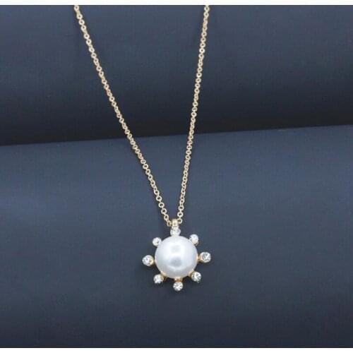 Retro Baroque Initial Clavicle Chain Necklace Crystal Sun Flower Imitation Pearl Pendant Necklace Women Goth Jewelry Accessories