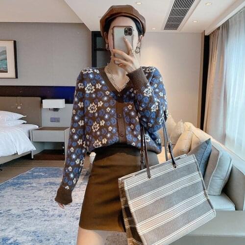 Women 2021 Autumn Fashion Floral Print Sweater Coats Female Long Sleeve Cardigan Jackets Ladies V-neck Knitted Jumpers T430