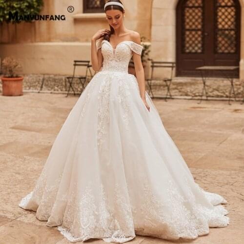 Custom Made Off the Shoulder Embroidery Appliques Tulle Bridal Ball Gown Luxury Pearls Lace Up Sweetheart Neck Wedding Dress