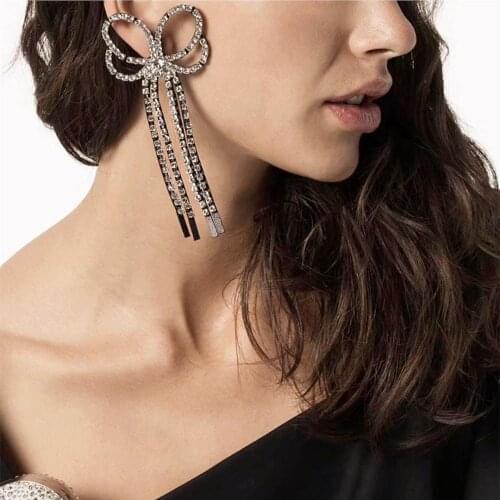 Bohemian Style Shiny Rhinestone Bowknot Women Dangle Earrings Jewelry Hot Sale Evening Dress Statement Earrings Accessories