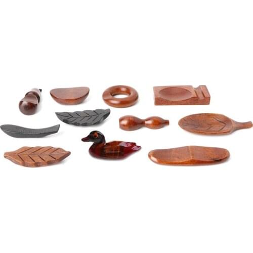 Cute Japanese Wooden Chopsticks Rest Spoon Fork Knife Holder Stand Rack Decor