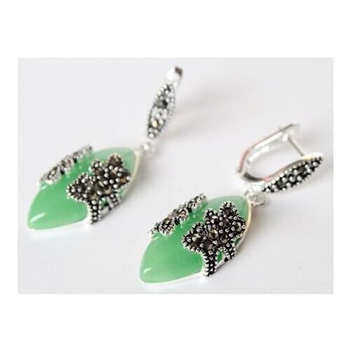 GREEN Natural Jade MARCASITE FLOWER PIERCING LADYS SILVER JEWELRY EARRING