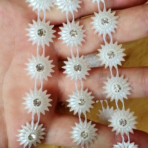 1yard/lot 15mm Flower Shape Flatback ivory Imitation Natural pearl diamond Beads Pearl Ribbon Trim Wedding decoration