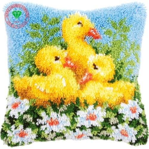 Embroidery pillowcases hook rug stitch pillowcase embroidery thread Latch hook rug kits cushion rug home cushion mat hook rug