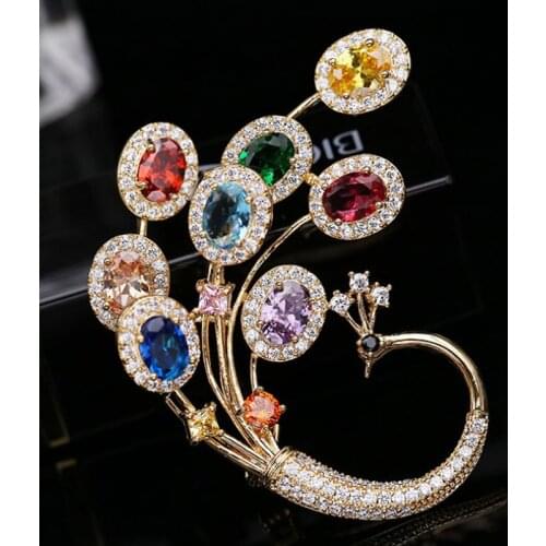Zlxgirl romantic Women mix color cubic zircon peacock brooch jewelry scarf pins Classic Women brand Corsage Pins hijab accessory