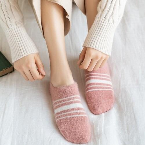 Striped Socks Women Short thick Invisible Warm Socks Winter Spring Slippers Mink cashmere Socks Ladies Bear Ankle Sock Girls Sox