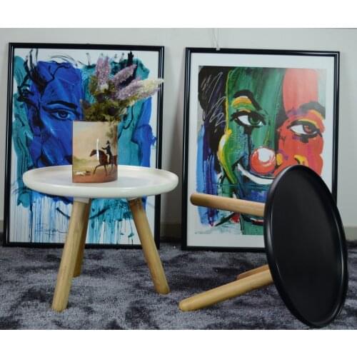 Living room solid wood coffee table, creative fiberglass three-legged side table, Nordic wood color coffee table