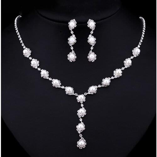 Bridal Jewelry Set Pearl Rhinestone Wedding Necklace Earrings Bracelet Elegant Pendant Necklace Hook Earrings Jewelry Set