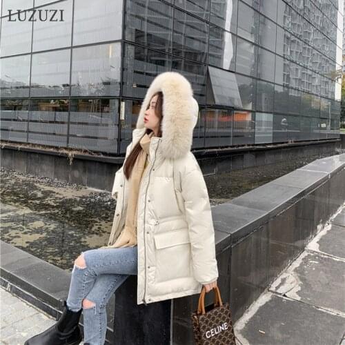 LUZUZI Large Real Fox Fur Collar Hooded 2021 Short Female Winter Down Coat Women 90% White Duck Down Jacket Winter Puffer Parkas