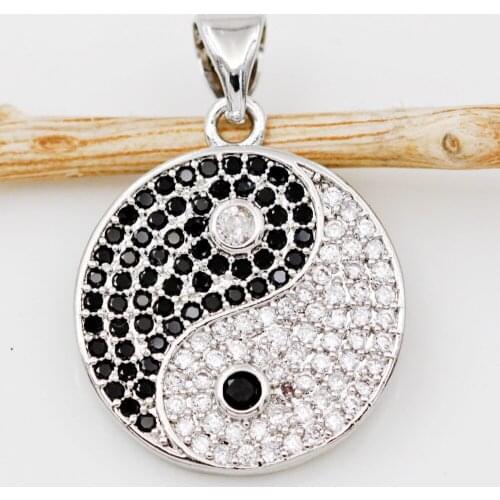 Classic Trendy Gold Plated Round Pendant With White Black Zirconia Copper For Women Girls Fashion Jewelry Accessories Wedding