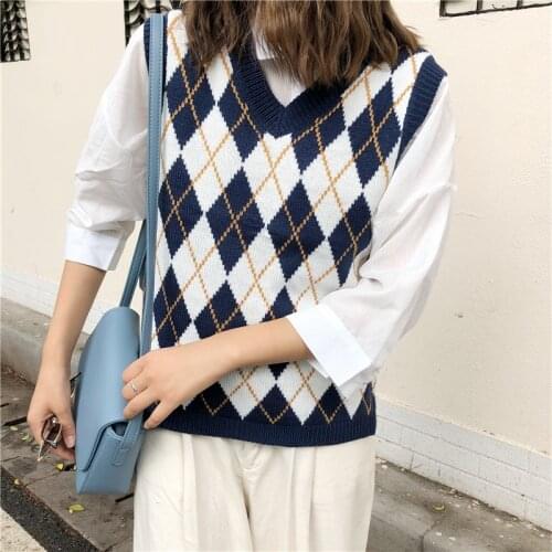 Argyle Sweater Vest Women 2020 Knitted Sweater Loose Vintage Female Waistcoat Chic Sleeveless Sweater Tops Women Outfits