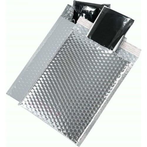 50pcs/lot 15*13cm+4cm Manufacturer Kraft Bubble Bags Mailers Padded Envelopes Paper Mailing Bags Christmas Package Gift Holders