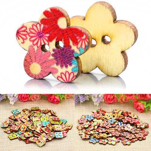 HOT SALE! 100 Pcs Colorful Wooden Flower Square 2 Holes Sewing Buttons Scrapbooking DIY Christmas Gift