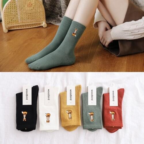 2021 fox embroidered womens socks in stock middle tube cotton socks fashion four seasons socks womens stockings