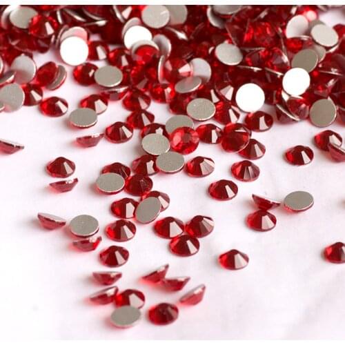 YANRUO 2058NoHF SS20 4.6-4.8mm Siam Rhinestones Red Color Non Hotfix Strass Rhinestones For Nails