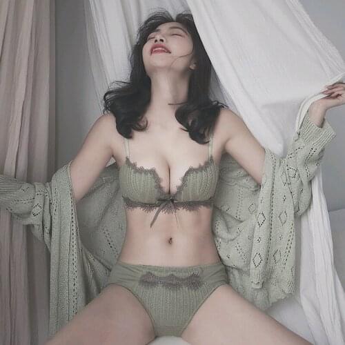 French Style Knit Lace Gather Low Cut Small Breast Bra Seamless Women Comfy Breathable Lingerie Sexy No Wire Push Up Brassiere