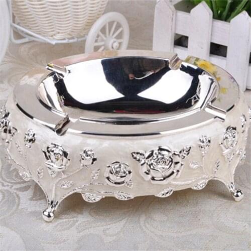 2021 Creative Oval Rose Flower Ashtray For Men Retro European-Style Zinc Alloy Ashtray Home Decoration Gift for Boyfriend