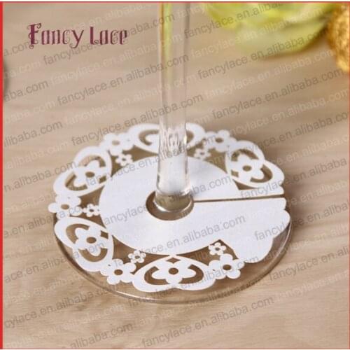50pcs Laser Cutting Heart Flower Paper Wine Glass Cards Wine Claim Cups Feet Cards Message Tags Party Favors Decorations