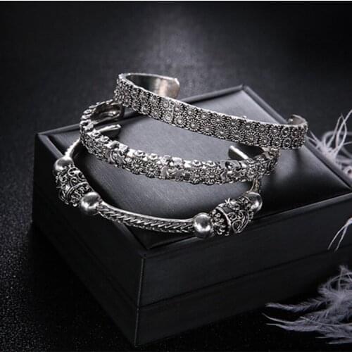 GIVVLLRY Silver Bracelets