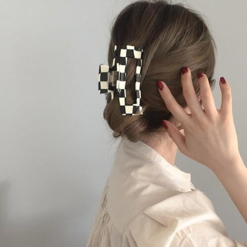Elegant Black White Plaid Grab Clip Large Acetate Hair Clip Crab Hair Claws for Women Girl Hair Accessories Hair Style Make