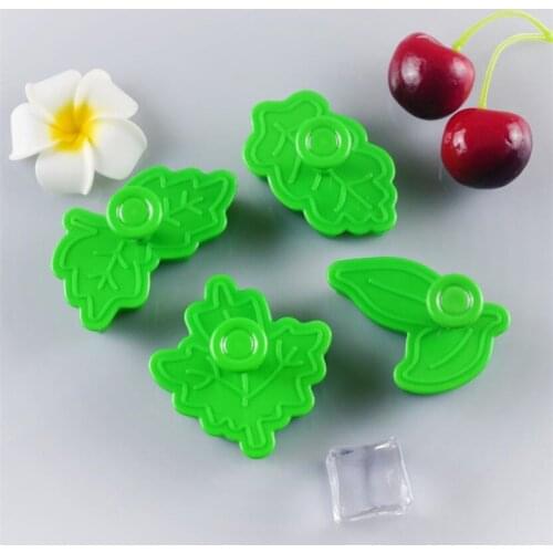 4PCS Christmas Tree Leaf Shape Cookie Cutter Molds Plastic Baking Mould Fondant Pastry Decor Biscuit Plunger Stamp Kitchen Tools